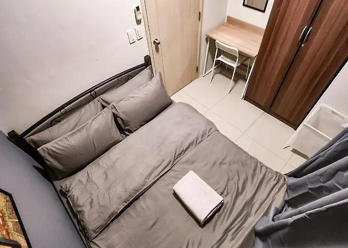 Apartment Gaming 2br In Makati With View Arcade Netflix *