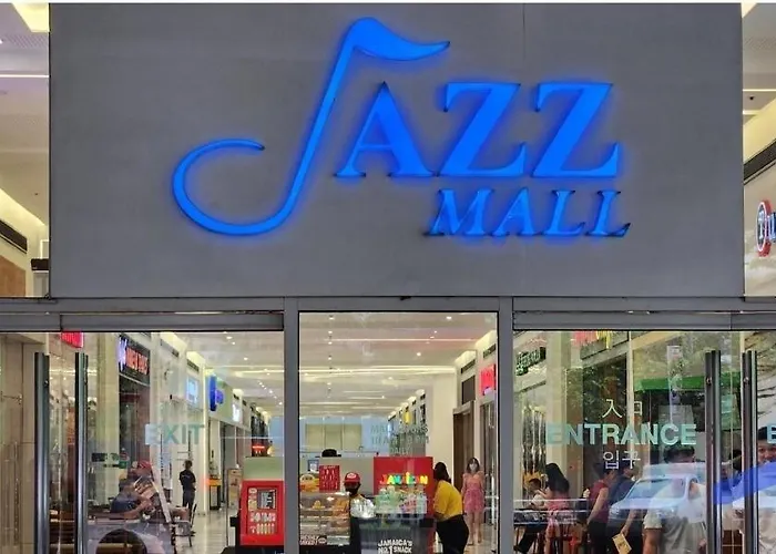 Gaming 2br In Makati With View Arcade Netflix